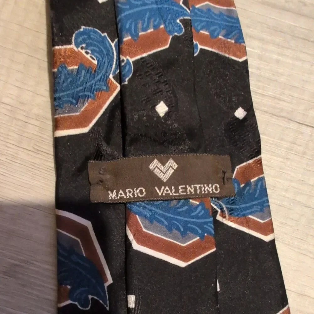 Mario Valentino vintage mario